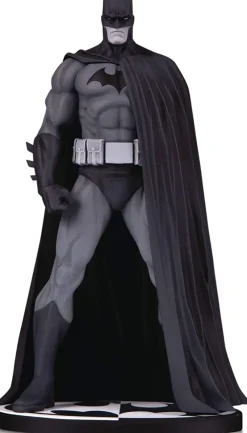 Batman Black and White Designer Series Jim Lee V3 Batman 7 Inch Statue<DC Clearance