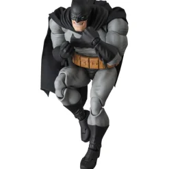 Mafex Batman Dark Knight Returns Action Figure #106<DC Clearance