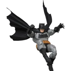 Mafex Batman Dark Knight Returns Action Figure #106<DC Clearance
