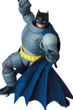 Mafex Batman The Dark Knight Returns Armored Batman Action Figure #146<DC Discount