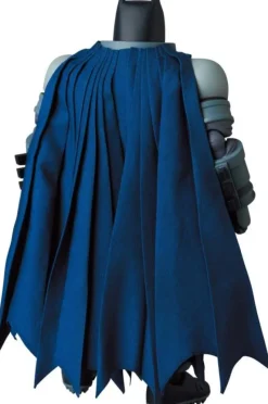 Mafex Batman The Dark Knight Returns Armored Batman Action Figure #146<DC Discount