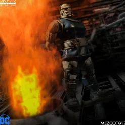 Mezco Darkseid One:12 Scale Action Figure<DC New