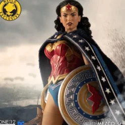 Mezco Exclusive Classic Wonder Woman One:12 Scale Action Figure<DC New