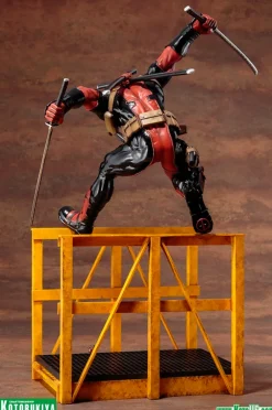 Kotobukiya Artfx+ Deadpool Statue<Marvel Online